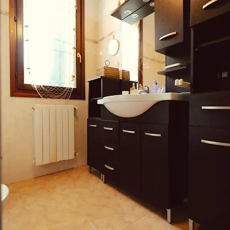 Seaside House With Private Parking Tatil Evi *