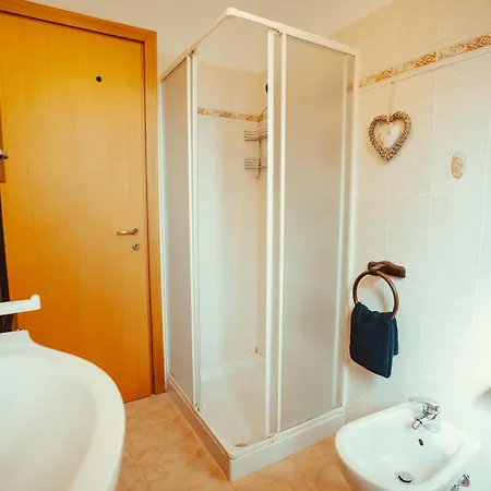 Tatil Evi Seaside House With Private Parking Punta Marina