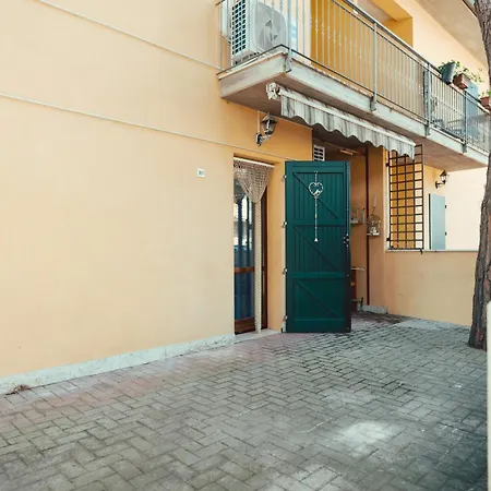 Seaside House With Private Parking *